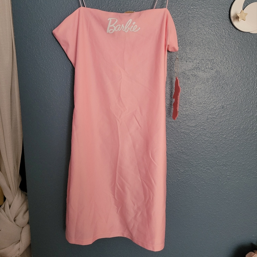 Forever 21 Barbie collection size large light pink